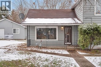 Building Photo - 155 King St E