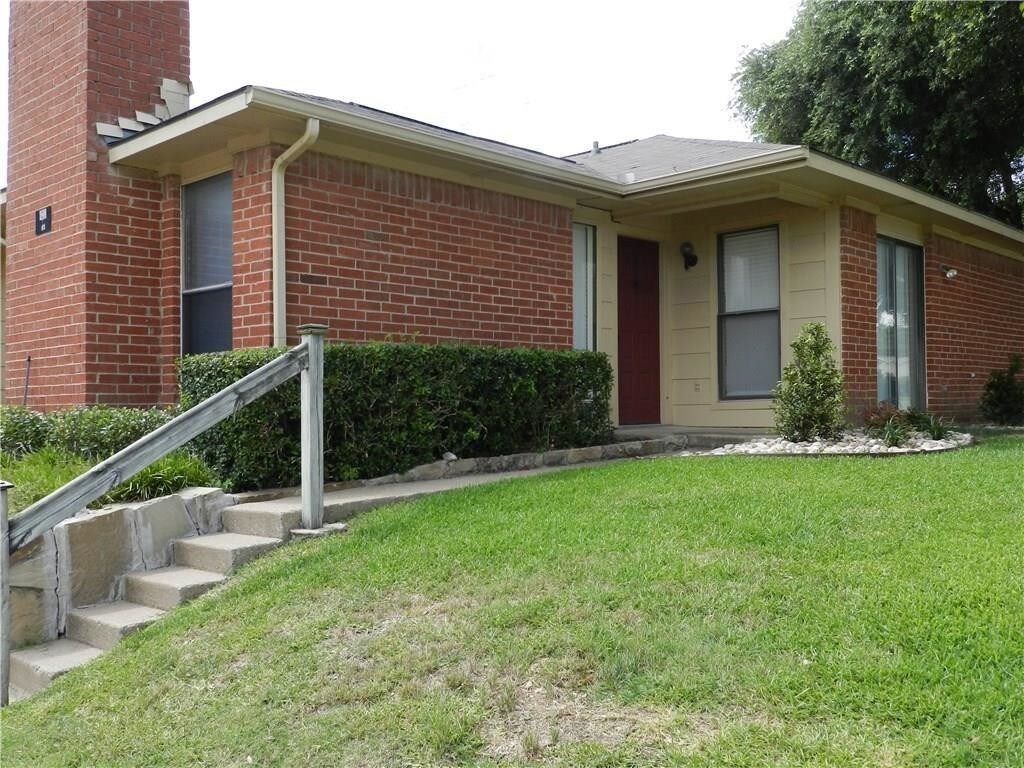 Primary Photo - 1801 W Spring Creek Pkwy