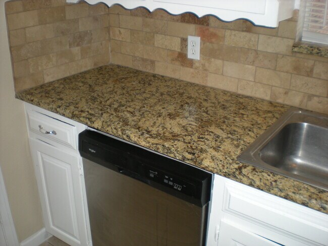 Building Photo - 6429 Moonglow Ln