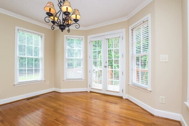 Foto del edificio - 4133 Huntcliff Dr