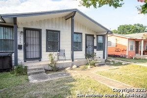 Building Photo - 2617 W French Pl