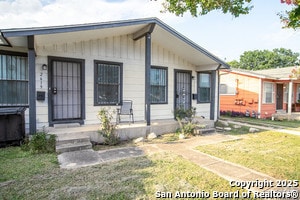 Building Photo - 2617 W French Pl