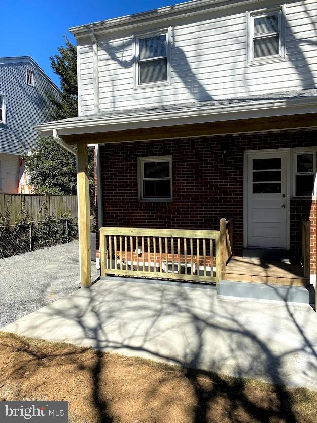 Foto del edificio - 7017 Canterbury Ln
