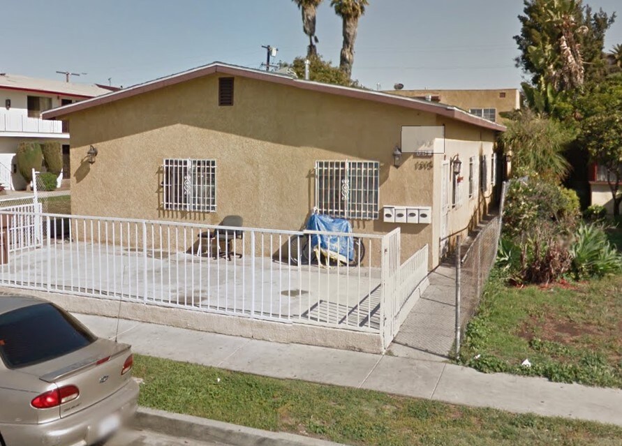 Primary Photo - 1313 W 88th St