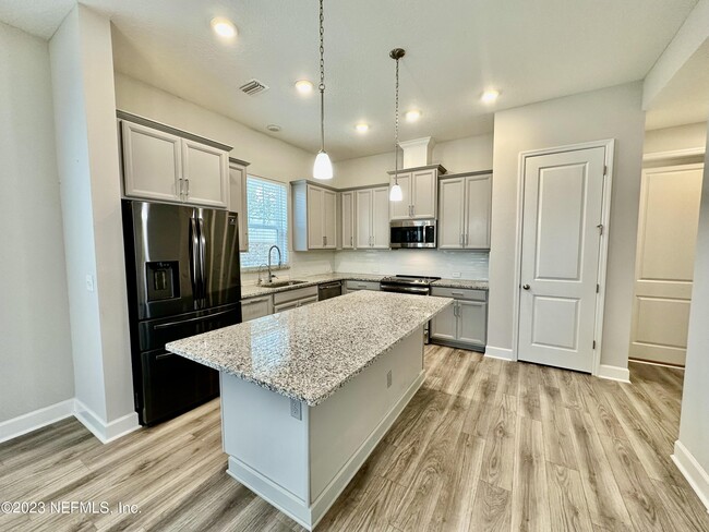Building Photo - 11477 Surfline Ct