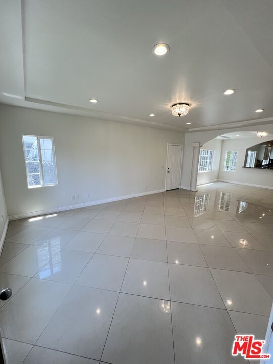 Foto del edificio - 153 N Hamilton Dr
