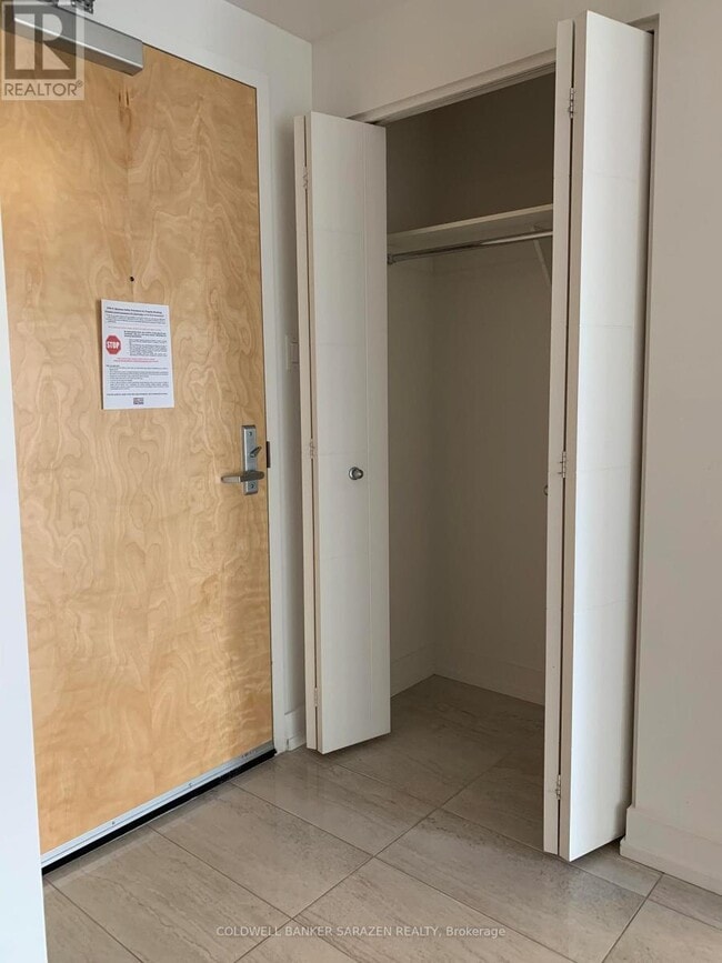 Photo du bâtiment - 40 Nepean St