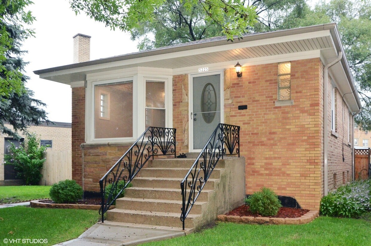 Foto principal - 5225 N Neenah Ave
