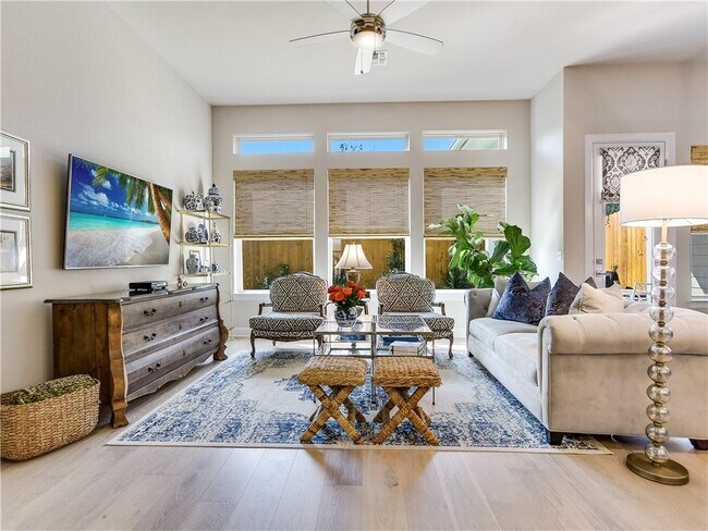 Foto del edificio - 5820 Harper Park Drive Unit 15
