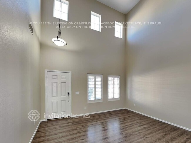 Foto del edificio - 13133 W Ventura St