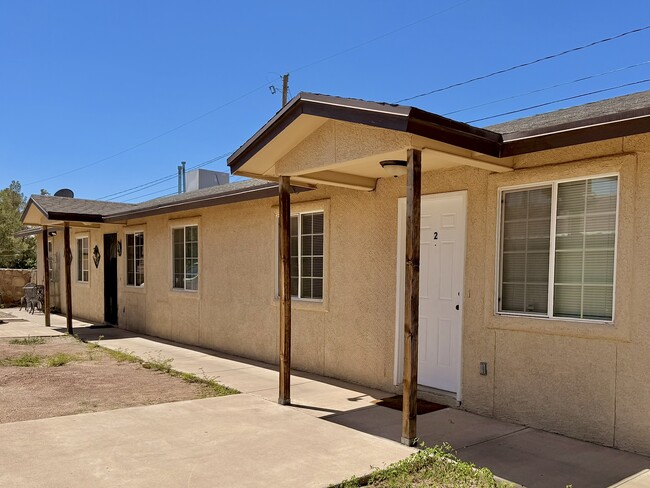 Building Photo - 13373 Greendale