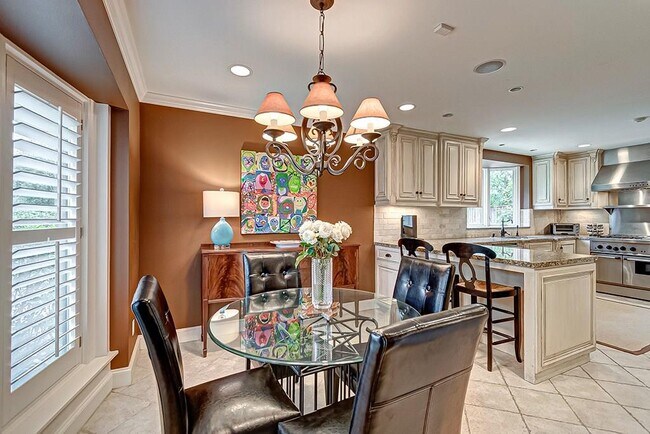 Foto del edificio - 9310 Oakford Ct