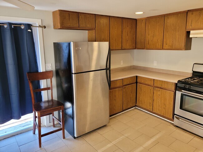 Foto del edificio - 1809 Galilee Ave