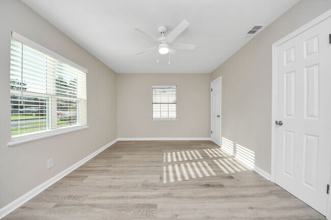 Building Photo - 2919 Elser St