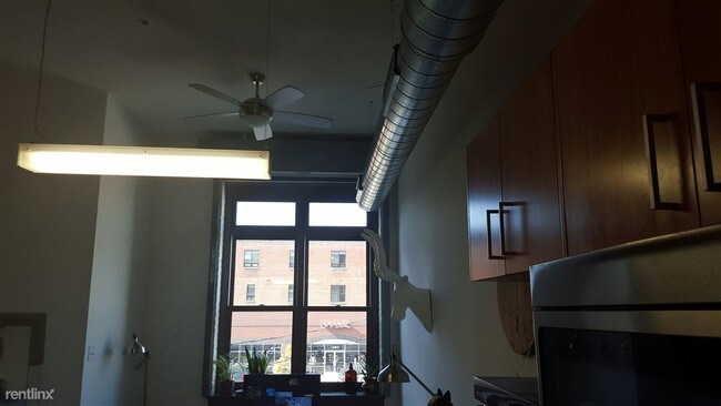 Foto del edificio - 1 br, 1 bath Apartment - 1322 W Broad St 2-C