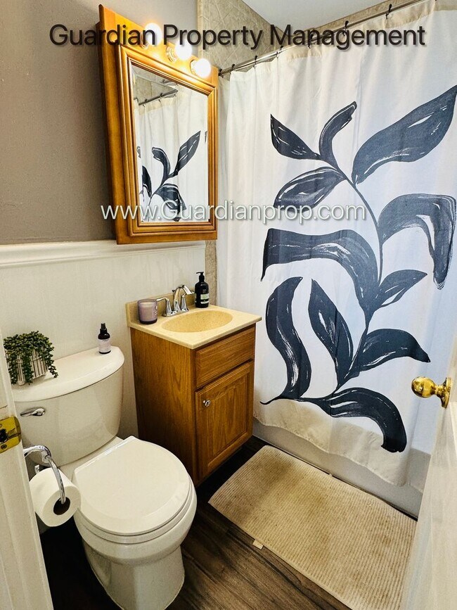 Foto del edificio - 2748 Vernon Ave S