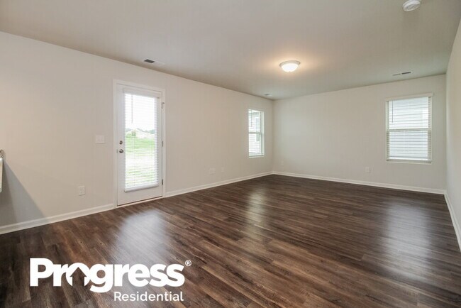 Building Photo - 455 Pollyanna Dr