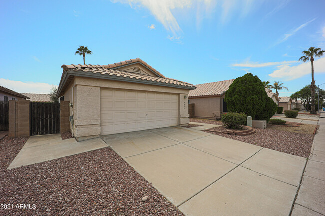 Foto del edificio - 4807 W Ponderosa Ln