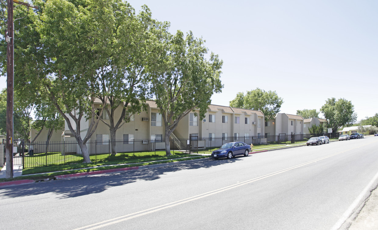 Foto del edificio - Palmdale Park Apartments