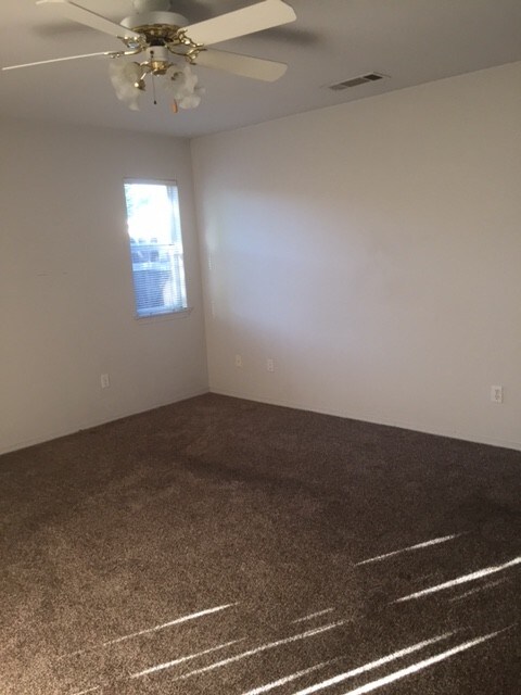 Building Photo - 4385 Lynbrook Loop