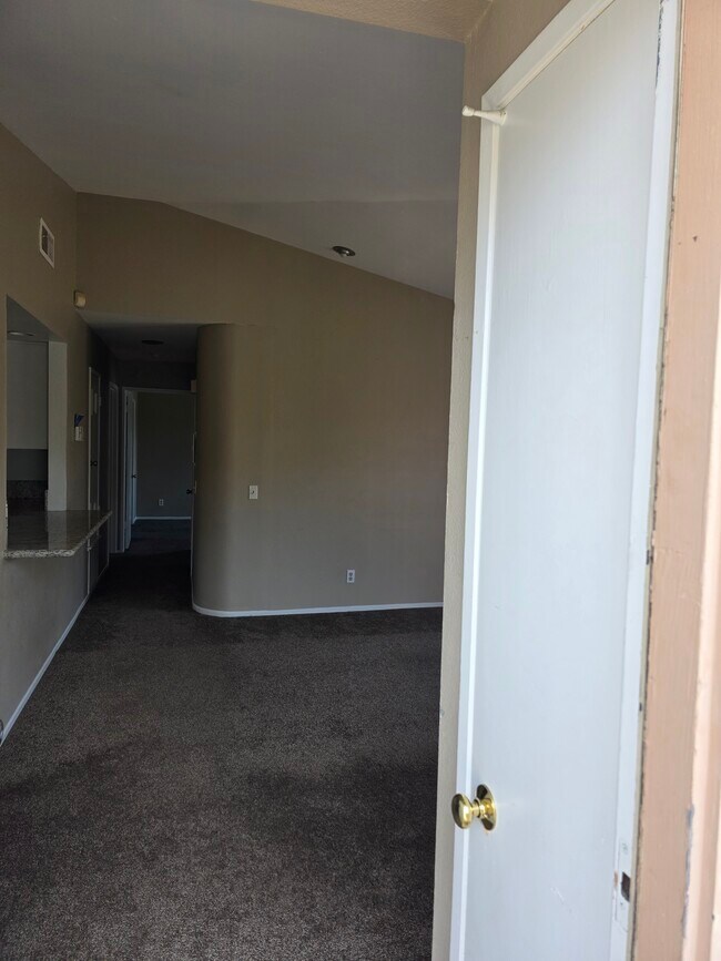 Foto del edificio - 9378 Twin Trails Dr