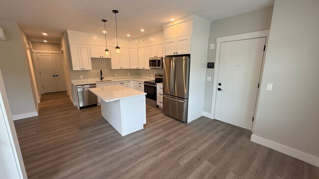 Foto del edificio - The Preserve-Only First Month’s Rent and S...