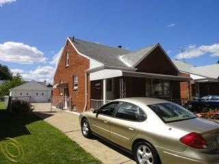 Building Photo - 7477 Grandmont Ave