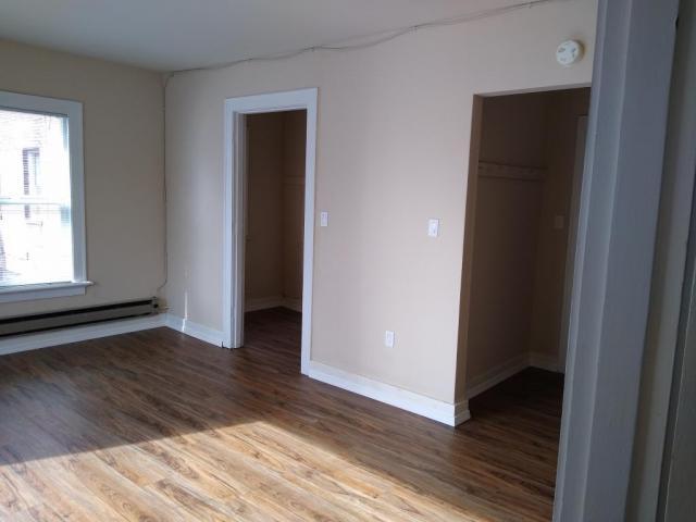 Building Photo - 0 bedroom in Seattle WA 98105