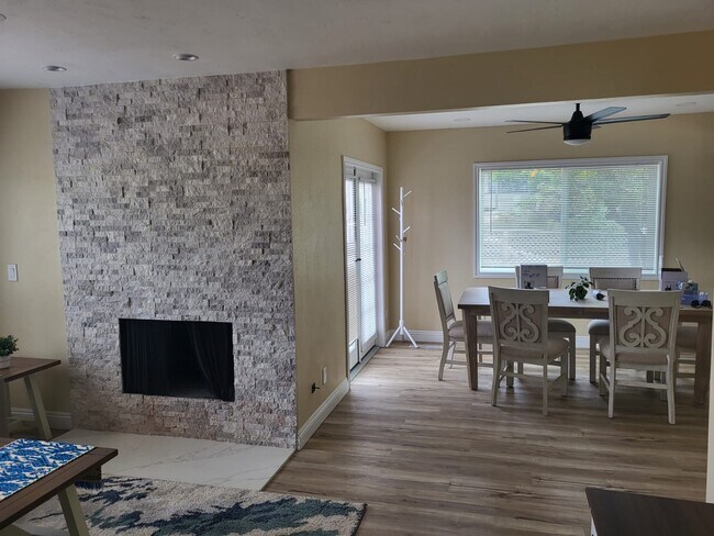 Foto del edificio - 3765 Elliott St