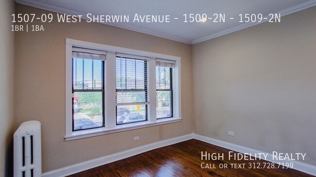 Building Photo - 1507 W Sherwin Ave