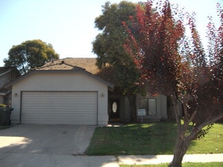 Building Photo - 1128 N Manzanita St