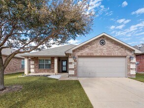 Building Photo - 4816 Blue Top Dr