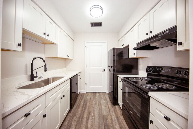 Foto del edificio - Shadow Ridge Apartments