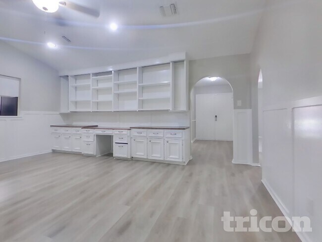 Foto del edificio - 902 Lanell St