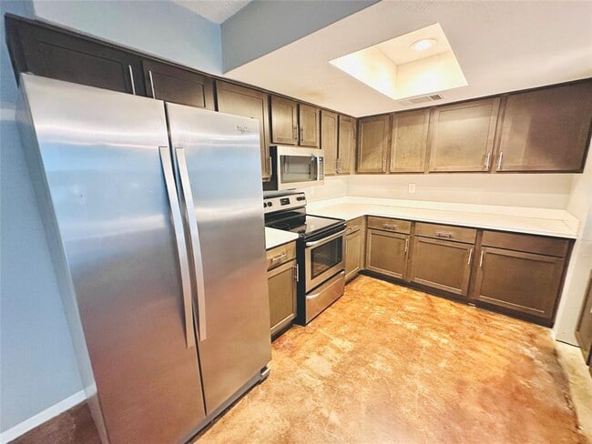 Foto del edificio - 3424 Willowrun Dr