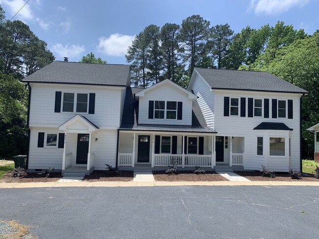 Front View of Triplex - 942 Athens Dr