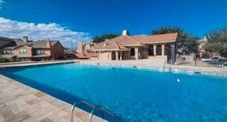 Building Photo - 2610 Encina Dr