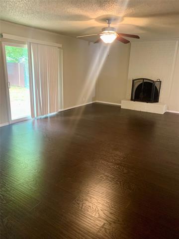 Building Photo - 1702 Wellington Ct