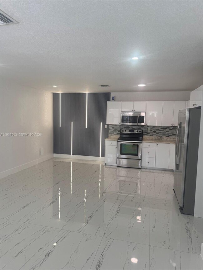 Foto del edificio - 14821 SW 104th Ave