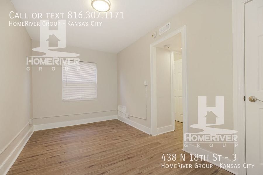 Primary Photo - Newly Renovated 1 Bedroom 1 Bathroom with ...