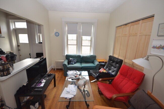 Foto del edificio - 1734 Beacon St