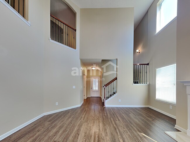 Building Photo - 1287 Wentworth Drive