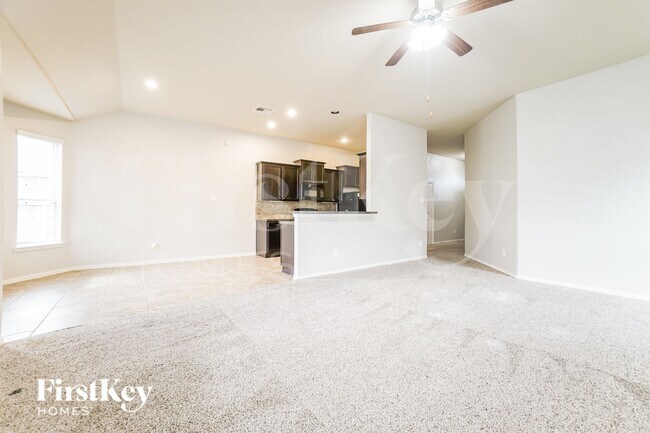 Foto del edificio - 22559 Stillwater Valley Ln