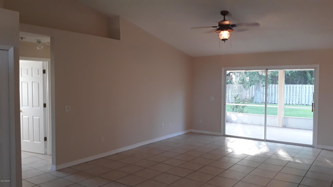 Building Photo - 6413 Whit Ct