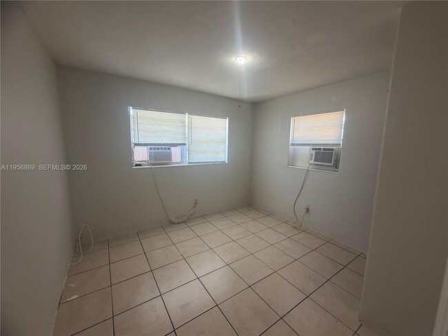 Foto del edificio - 612 NW 14th Ave