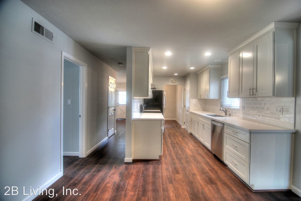 Foto principal - 1124 Kentwood Ave