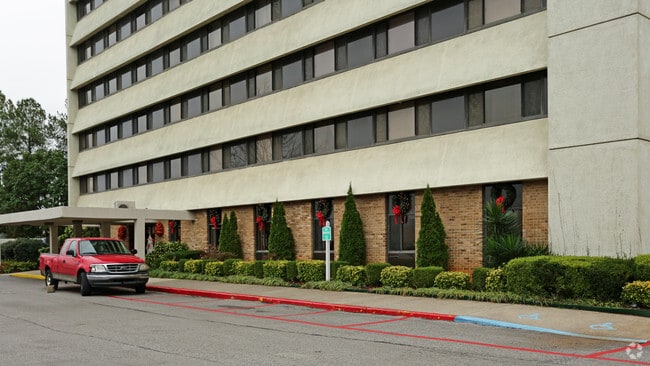 Building Photo - Presbyterian Apartments
