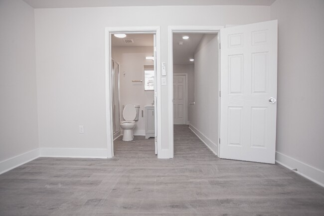 Foto del edificio - 2825 N Newkirk St