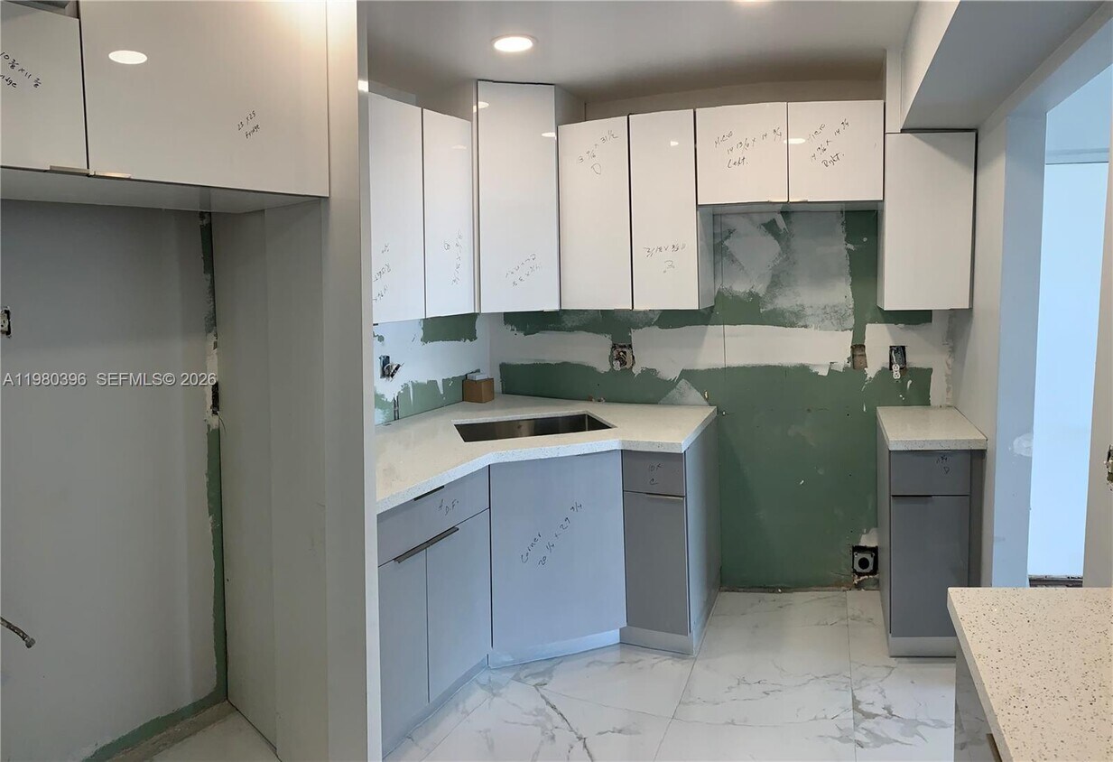 Foto del edificio - 8307 SW 142nd Ave