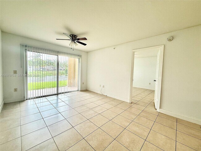 Foto del edificio - 4171 San Marino Blvd
